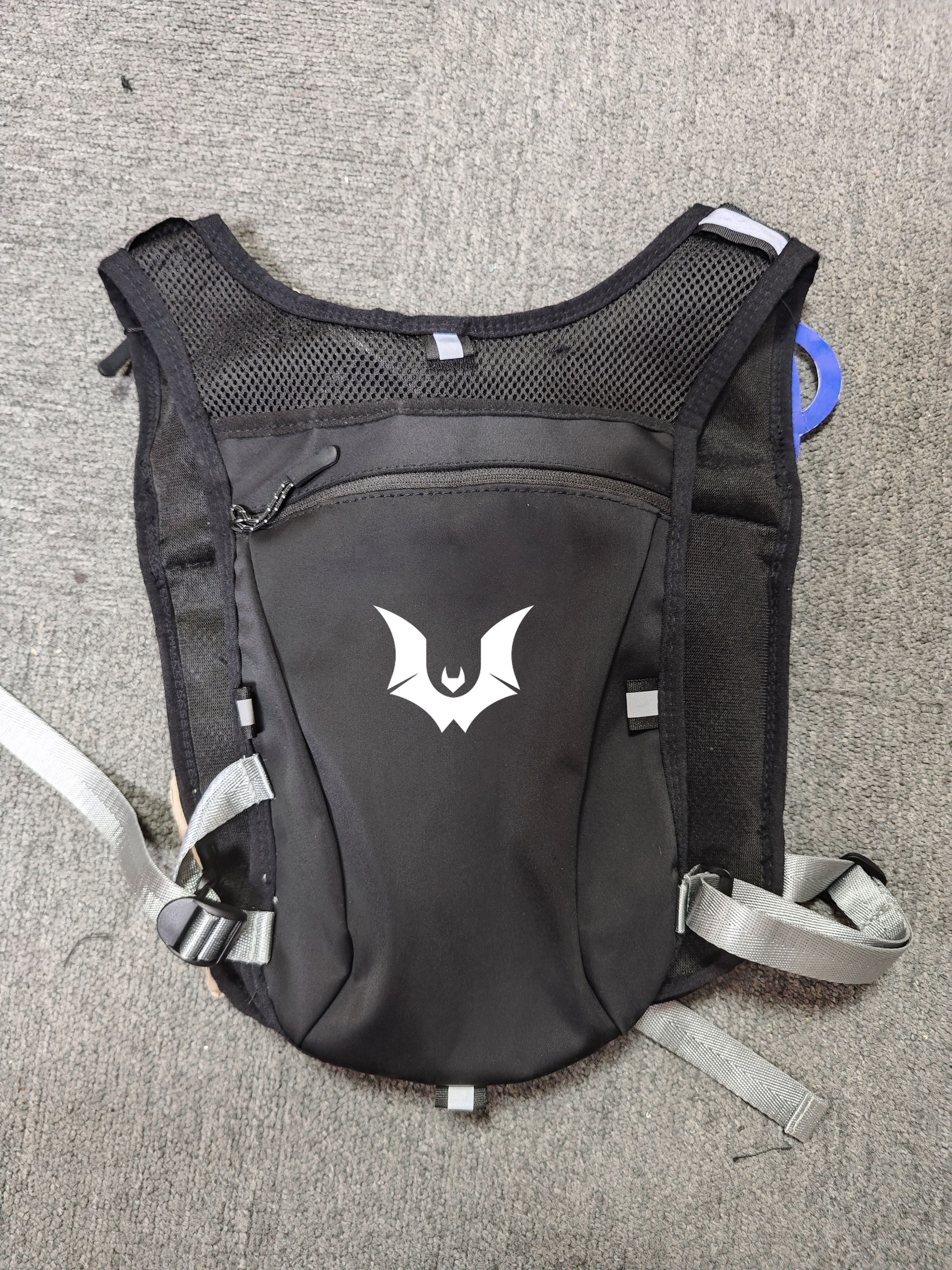 Running gear with an Unwonted running vest