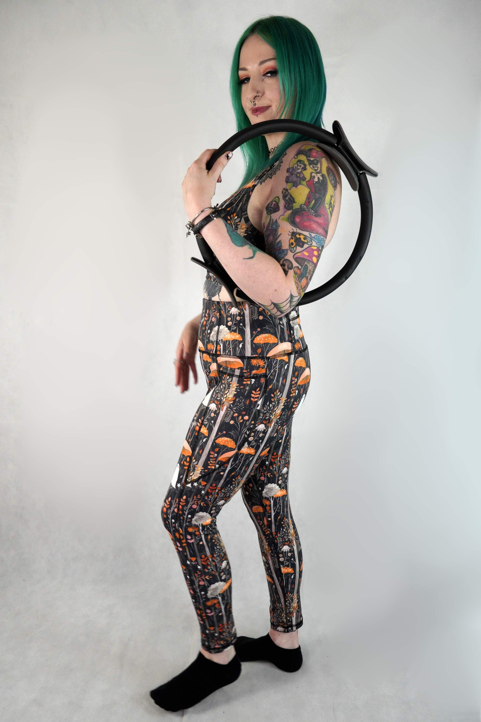 Autumn Ghost - Side Pocket Leggings
