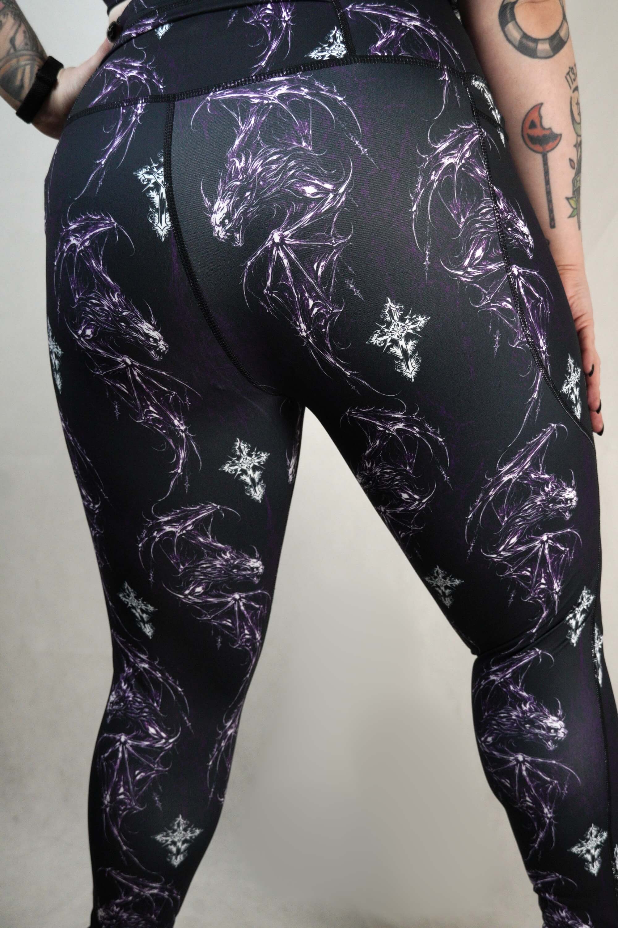 Devil Bat - Side Pocket Leggings