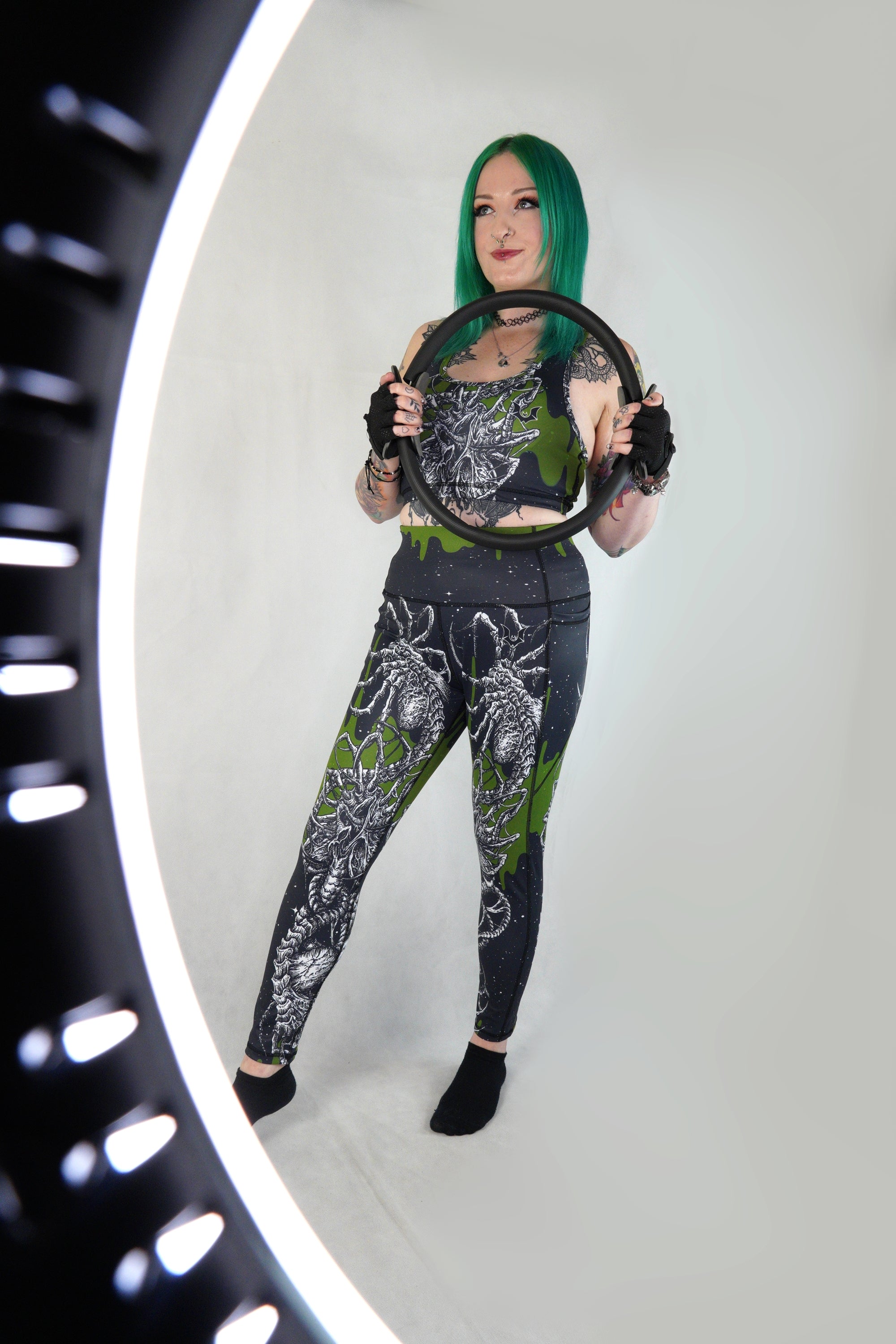 Facehugger Blood - Side Pocket Leggings