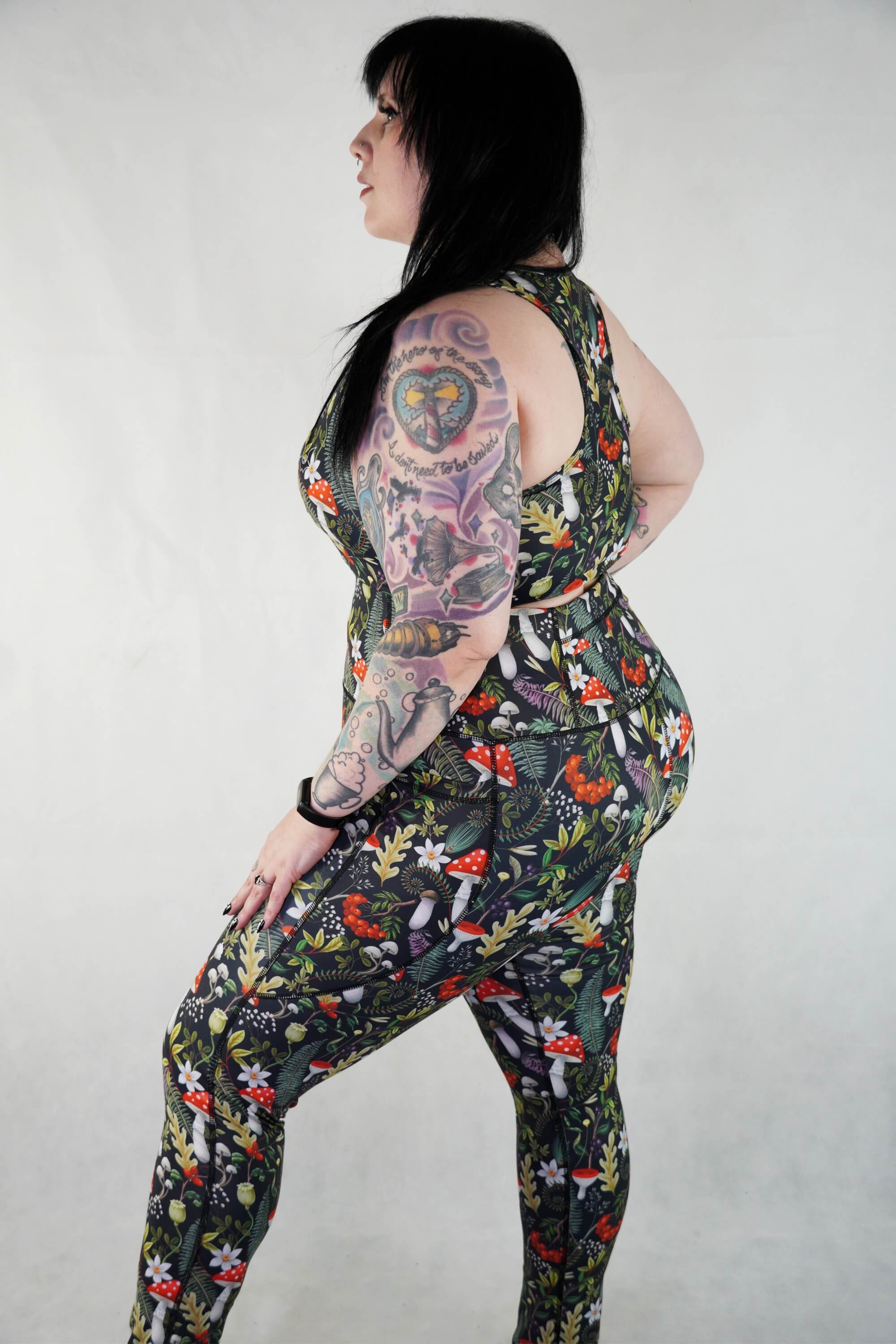The Hollow Grove - Side Pocket Leggings