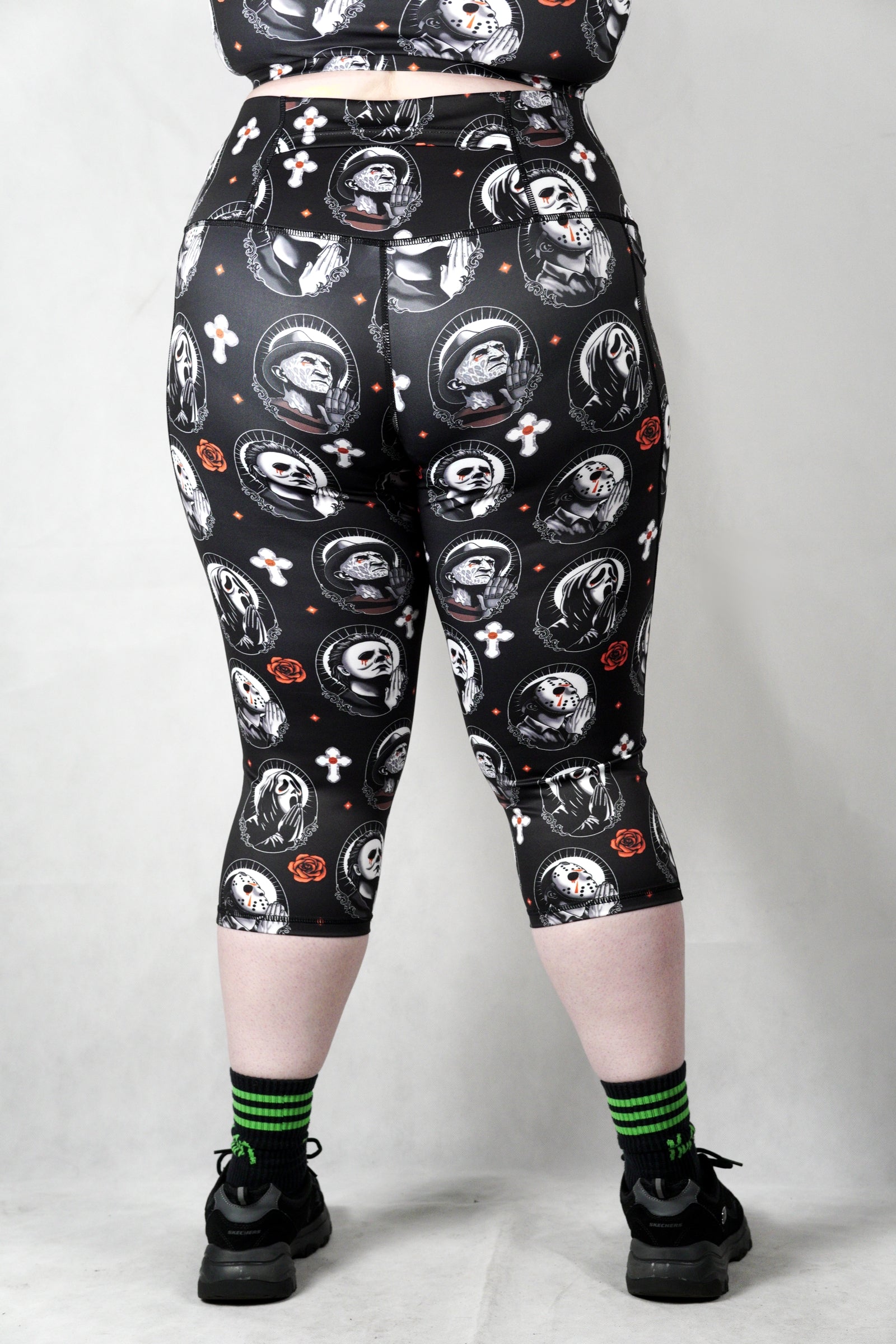 Horror Pray - Capri Side Pockets