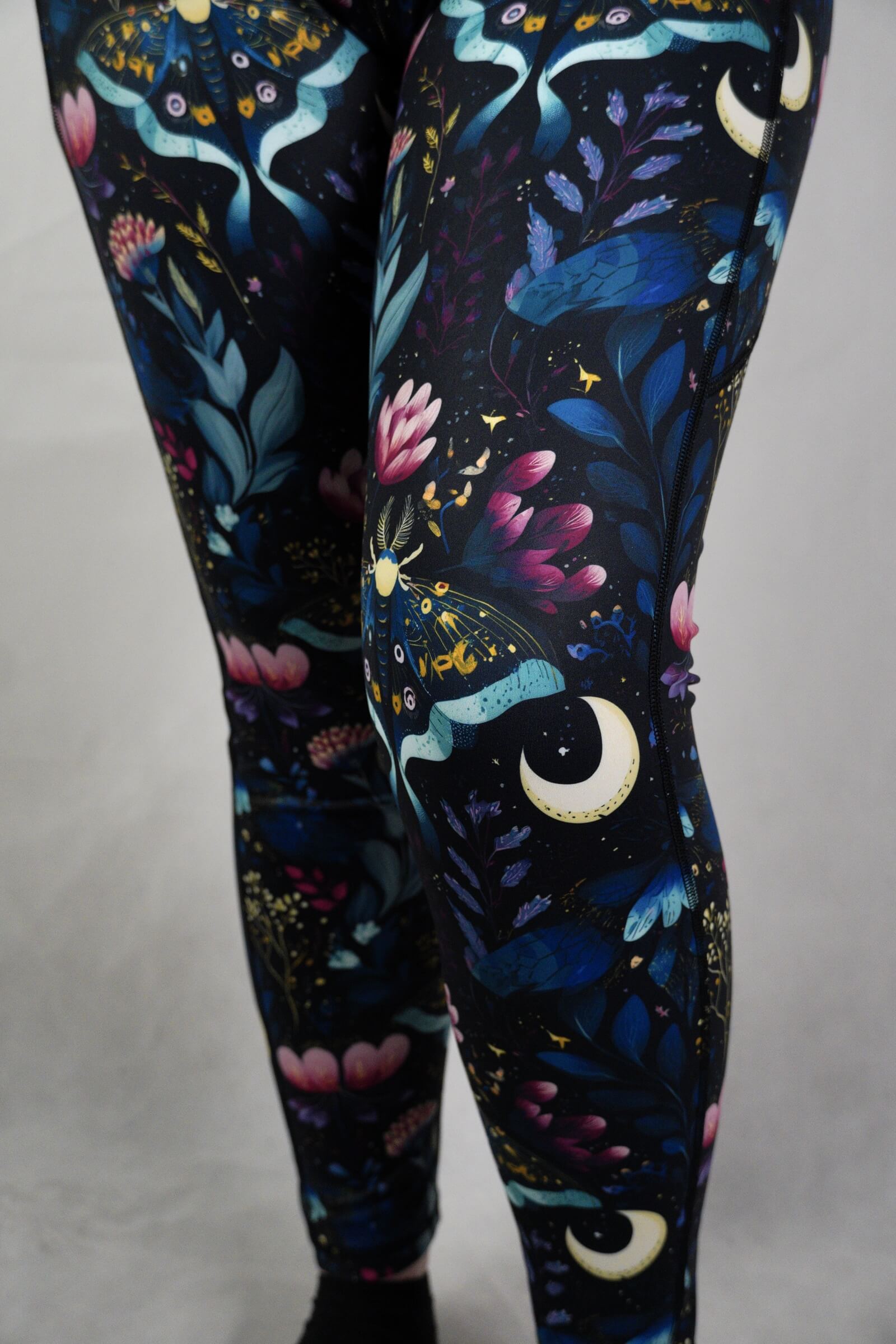 Night Garden - Side Pocket Leggings