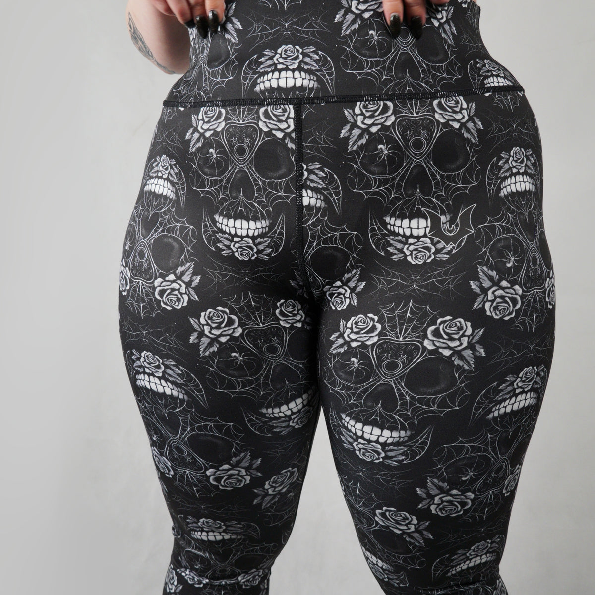 S542-EXTRAPLUS Locked Skulls Print Fashion Leggings - Soft Butter Knit, Plus Size