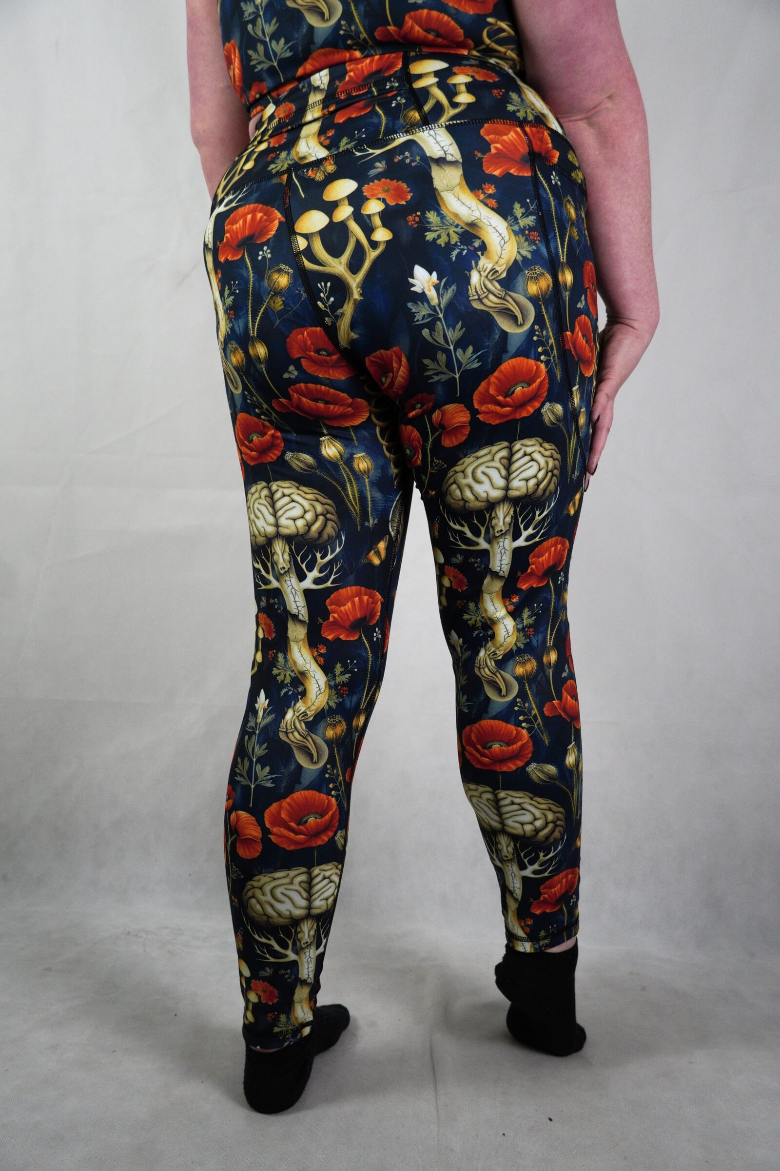Skeleton Poppy's - Side Pocket Leggings